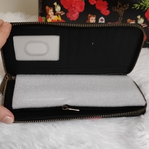 Disney Loungefly Beauty And The Beast Princess Black and Red Floral Satchel Set - Picture 8 of 16